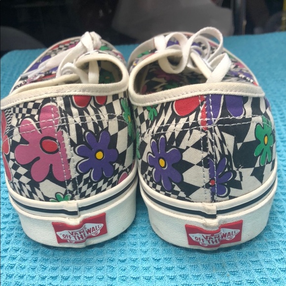 Vans Multicolor Artistic Print Sneakers - Picture 5 of 5